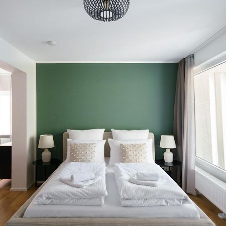 Staytona - Parkpl. - Balkon - Wlan - Netflix - Wfh Taunusstein Luaran gambar