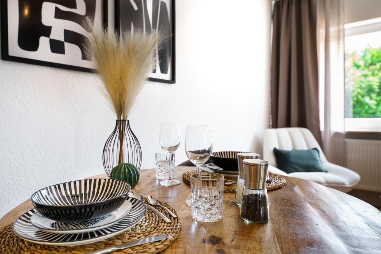 Staytona - Parkpl. - Balkon - Wlan - Netflix - Wfh Taunusstein Luaran gambar