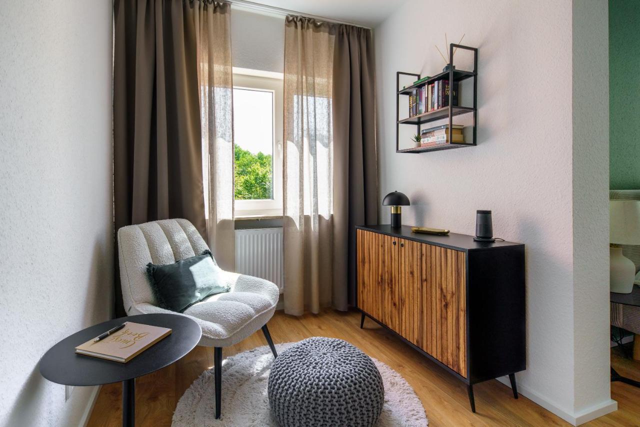 Staytona - Parkpl. - Balkon - Wlan - Netflix - Wfh Taunusstein Luaran gambar