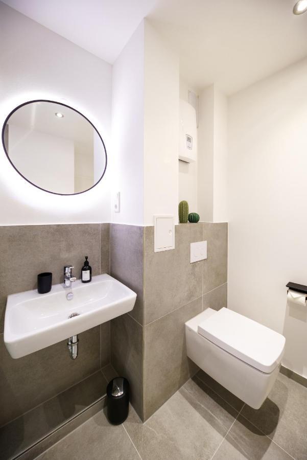 Staytona - Parkpl. - Balkon - Wlan - Netflix - Wfh Taunusstein Luaran gambar